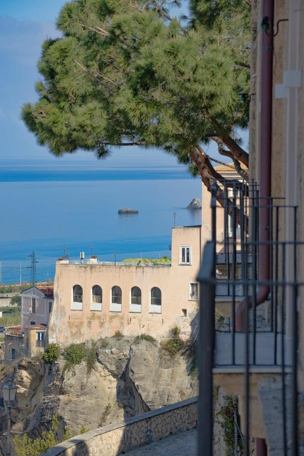 Al Duomo B&B Амантея Экстерьер фото
