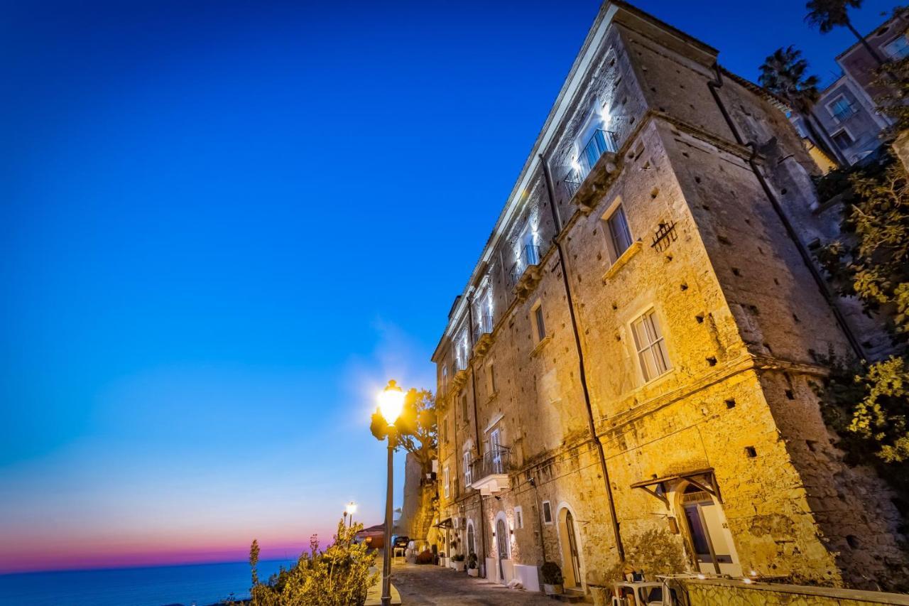 Al Duomo B&B Амантея Экстерьер фото
